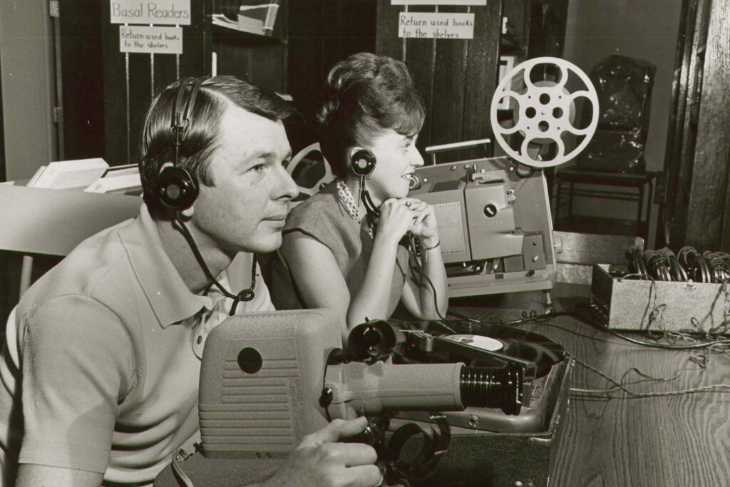 AV equipment in the reading center in 1970