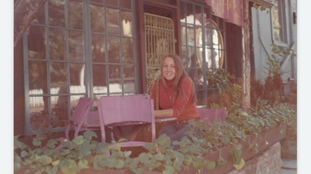 Student sitting at a coffee shop